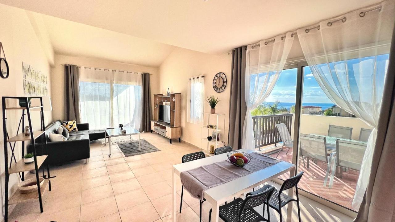 Melanos Sea View Apartment Paphos Kültér fotó