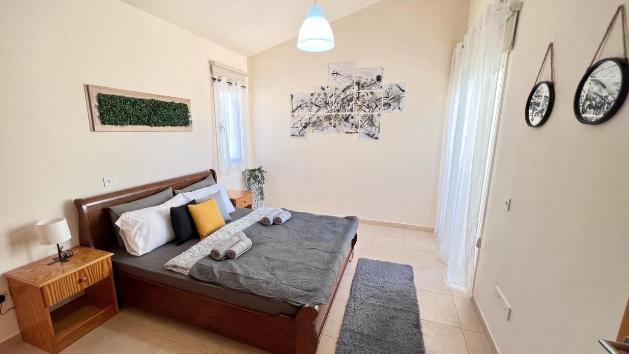 Melanos Sea View Apartment Paphos Kültér fotó