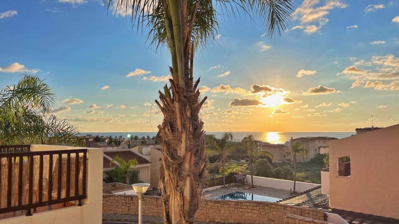 Melanos Sea View Apartment Paphos Kültér fotó