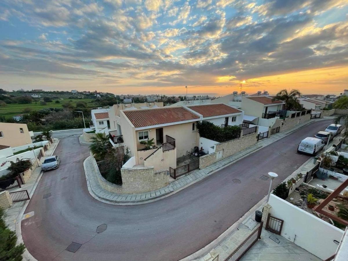 Melanos Sea View Apartment Paphos Kültér fotó