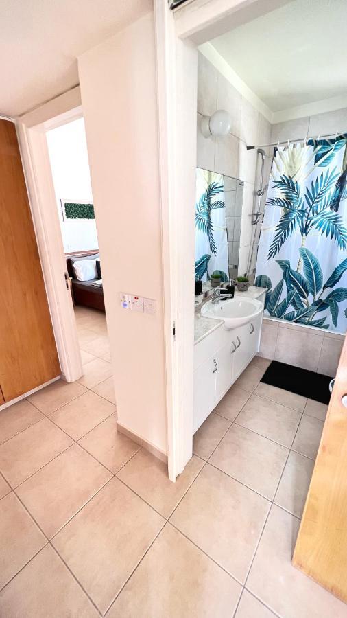 Melanos Sea View Apartment Paphos Kültér fotó